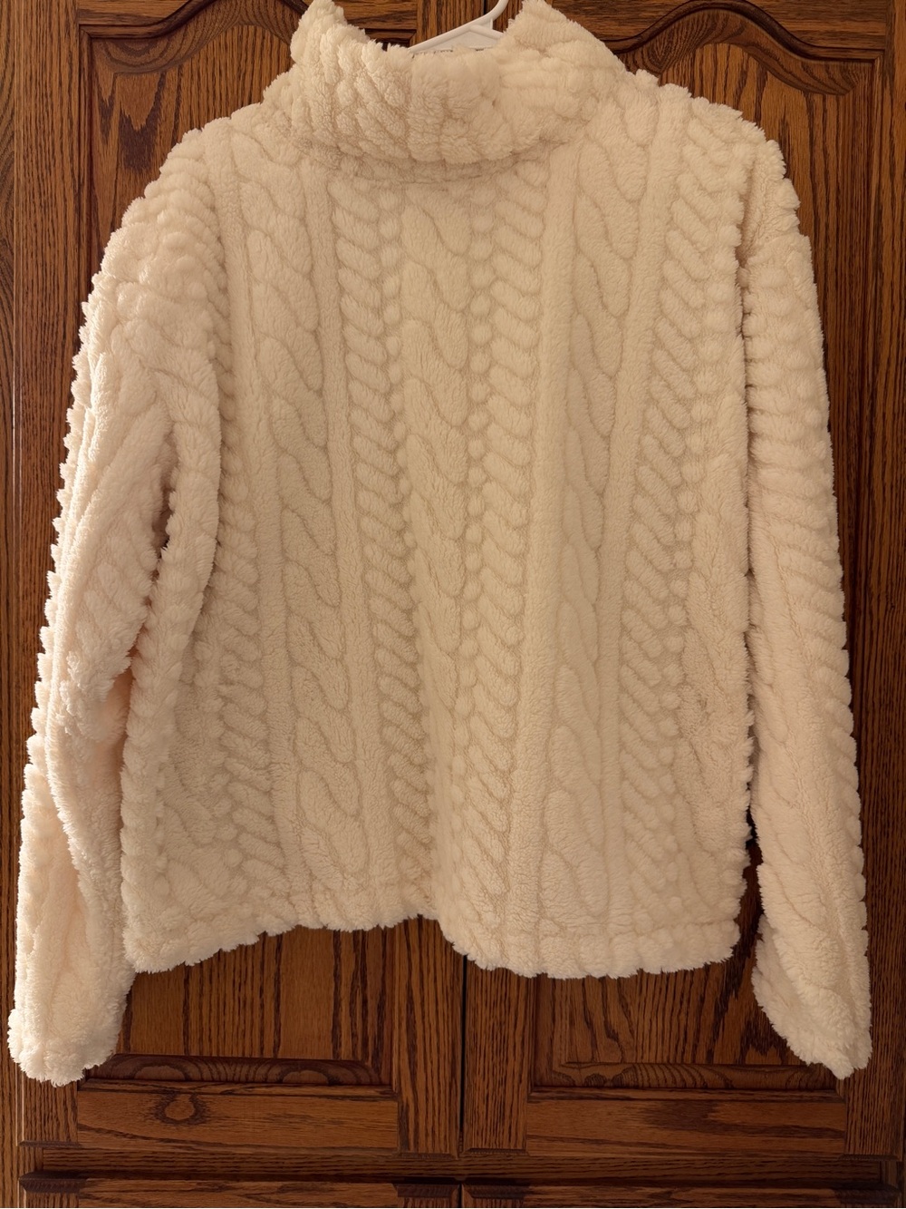 Eddie Bauer Cream Cable Plush Turtleneck Sweater NWT